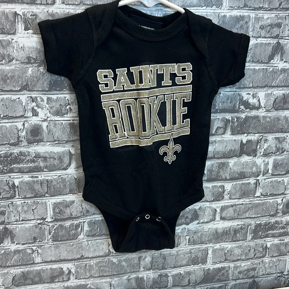 Saints onesie‎